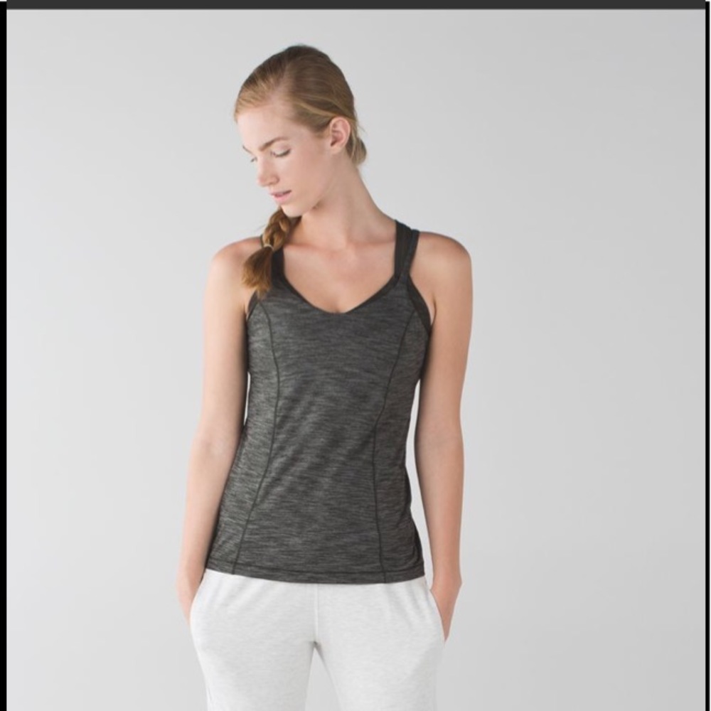 ❤️🌈🍀Lululemon Run For the Gold Tank